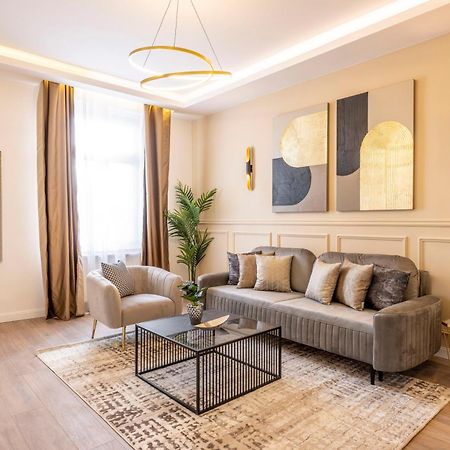 Luxury & Classy Central Apartment With 3Bedrm, 2Bathrm Budapeszt Zewnętrze zdjęcie